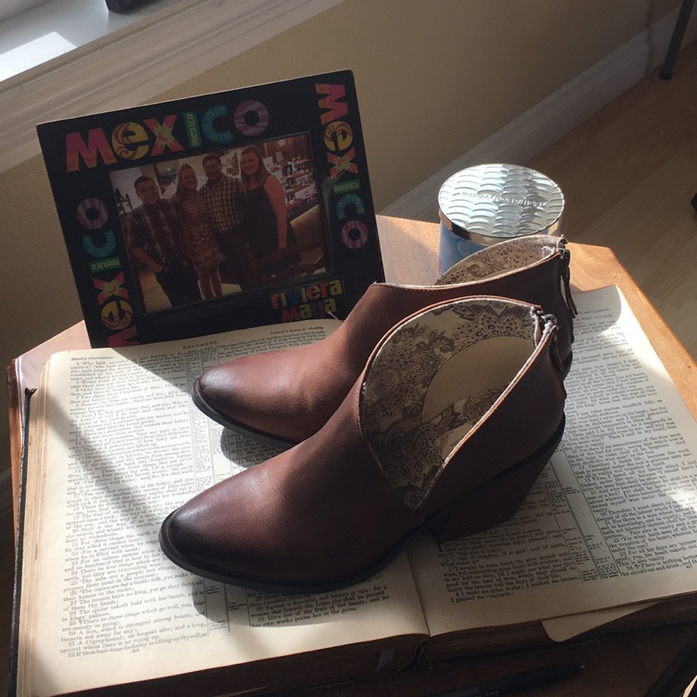 Adorable Boots